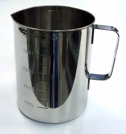 JARRA DE ACERO INOXIDABLE CON PICO 5 LITROS GRADUADA