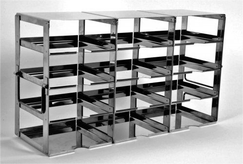 RACKS PARA CONGELADORES VERTICALES CON PESTAÑA DELANTERA Y HUECO PARA FACILITAR LA EXTRACCIÓN PARA CAJAS DE 135X135 MM