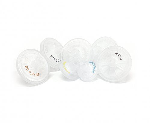 Características: 

Membrana: Cellulose Acetate, Nylon, PTFE, PVDF, RC, PE, ésteres mixtos de nitrocelulosa (MCE), PES, fibra de vidrio GF.
Material Carcasa: Polipropileno
Entrada/Salida: FLL / MLS MT

Aplicaciones: 

Filtración de soluciones acuosas y alcohólicas.
Filtración y claraificación estériles.
Cultivo Celular.
Preparación de muestras análiticas.
IC Chromatography.
Clarificación.
Filtración de soluciones acuosas y orgánicas. 