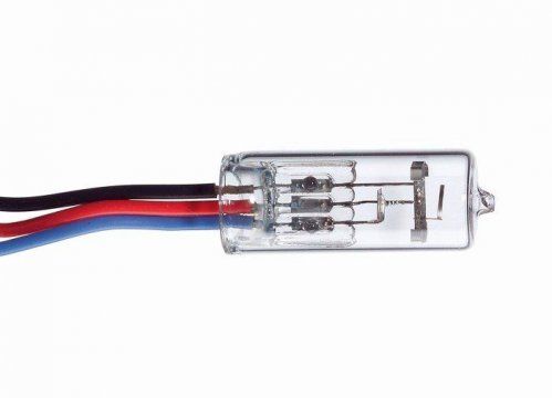 Utilizadas en aquellas aplicaciones que requieran una única o múltiples líneas espectrales y para calibración de los equipos. Nuestras lámparas presentan un alto flujo de radiación UV prácticamente monocromática, así como una excelente reproductibilidad de la longitud de onda.

Mercurio de Baja Presión (Tipos NK).
Mercurio de Media Presión (Tipos St y Q).
Mercurio Baja Presión.
Sodio.
Mercurio Alta Presión.
Mercurio Analítico.


VER MÁS